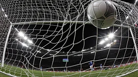 Товарищеский матч: Уругвай одолел Голландию по пенальти - фото
