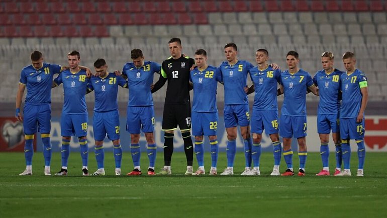 УЕФА оштрафовал Украину за расистское поведение болельщиков - фото