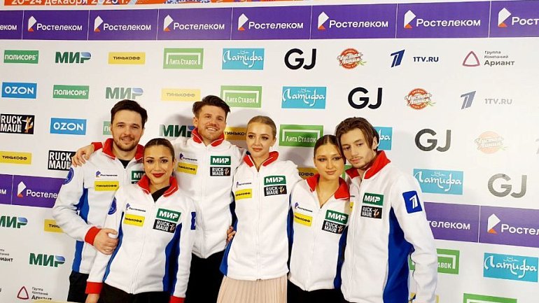 Степанова и Букин в третий раз в карьере выиграли титул чемпионов России - фото