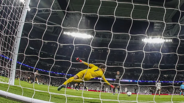 Лига чемпионов: «Реал» выиграл шестой матч из шести - фото