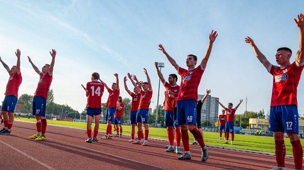 Капитан «Амкала»: Баста позорным образом загубил легендарный клуб СКА Ростов - фото