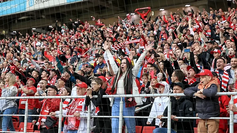 Озбилиз и Хурадо не полетели со «Спартаком» в Швейцарию на матч Лиги Европы - фото