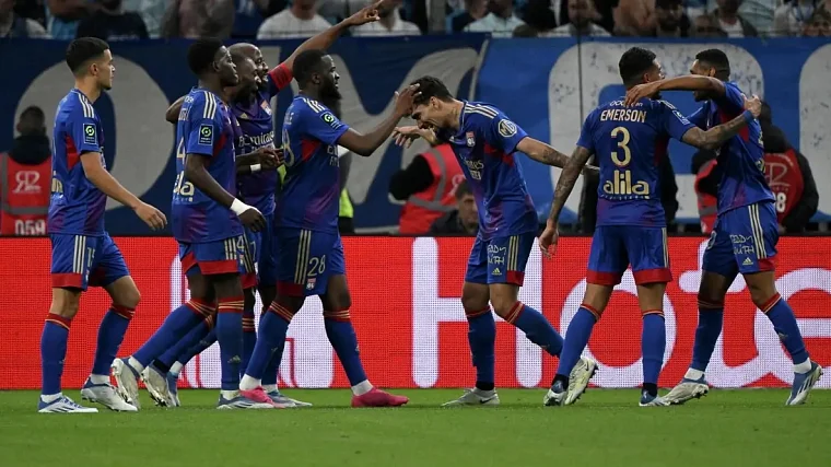 «Ланс» в дополнительное время одолел «Лион» в Кубке Франции - фото