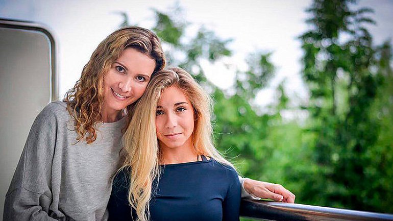 Дочь Тутберидзе заняла второе место в парах в финале Кубка России. Но ее мать не согласна - фото